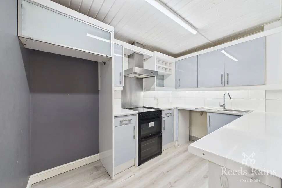 Fountain Street, Morley, West Yorkshire, LS27, photo 2