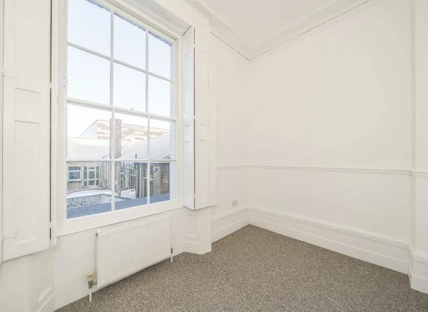 Wandsworth Road, Clapham, SW8, photo 5