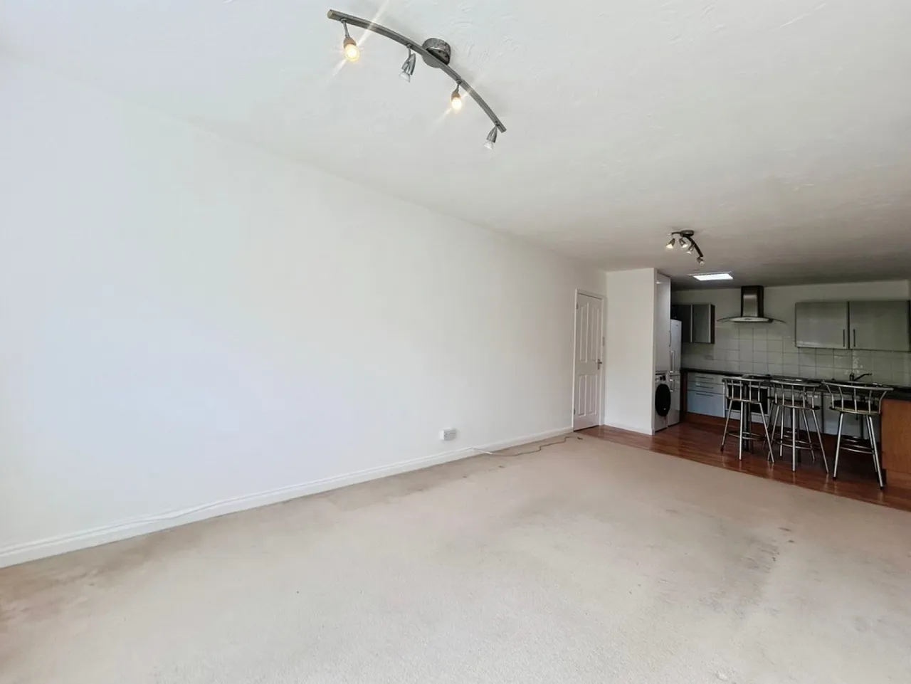 Dean Park Road, Bournemouth, photo 3