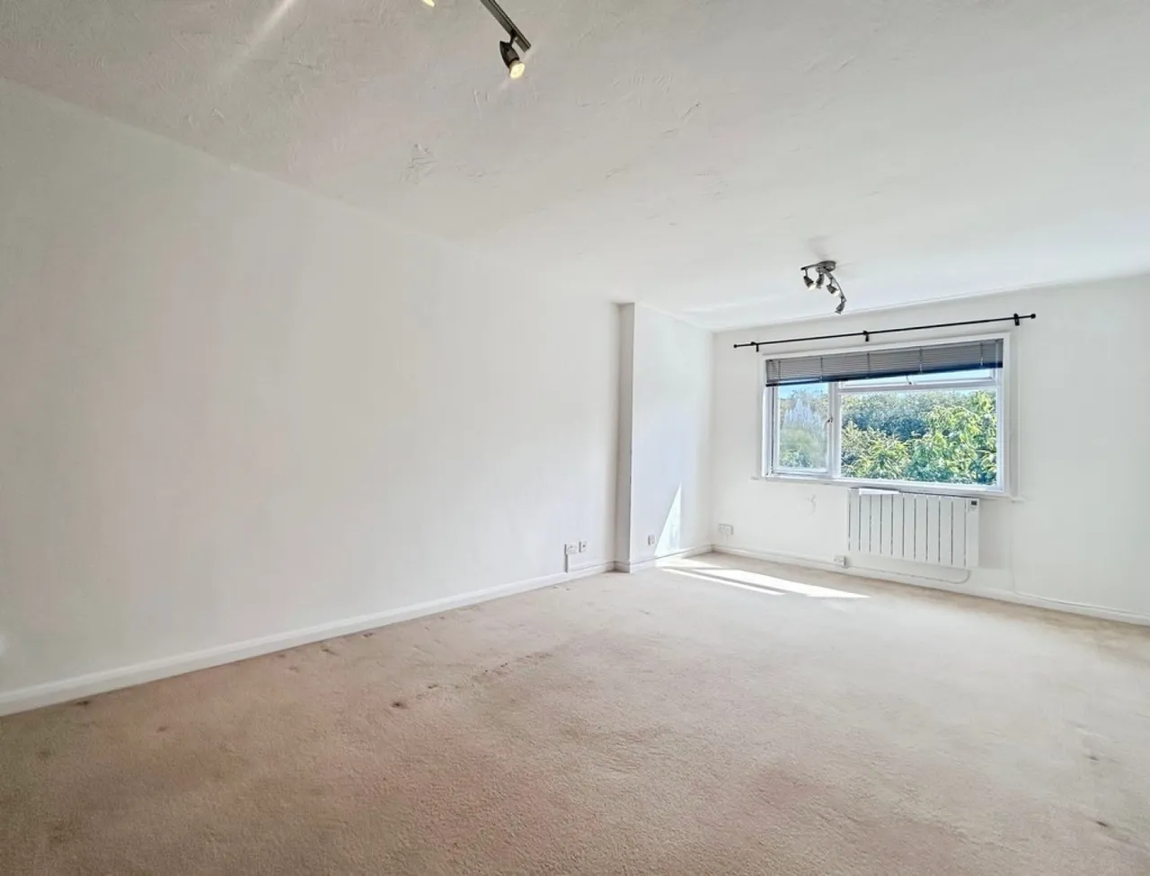 Dean Park Road, Bournemouth, photo 2