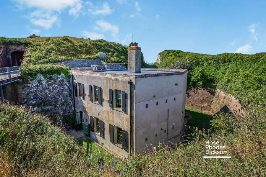 3 bed flat to rent, Freshwater Bay, Freshwater, PO40