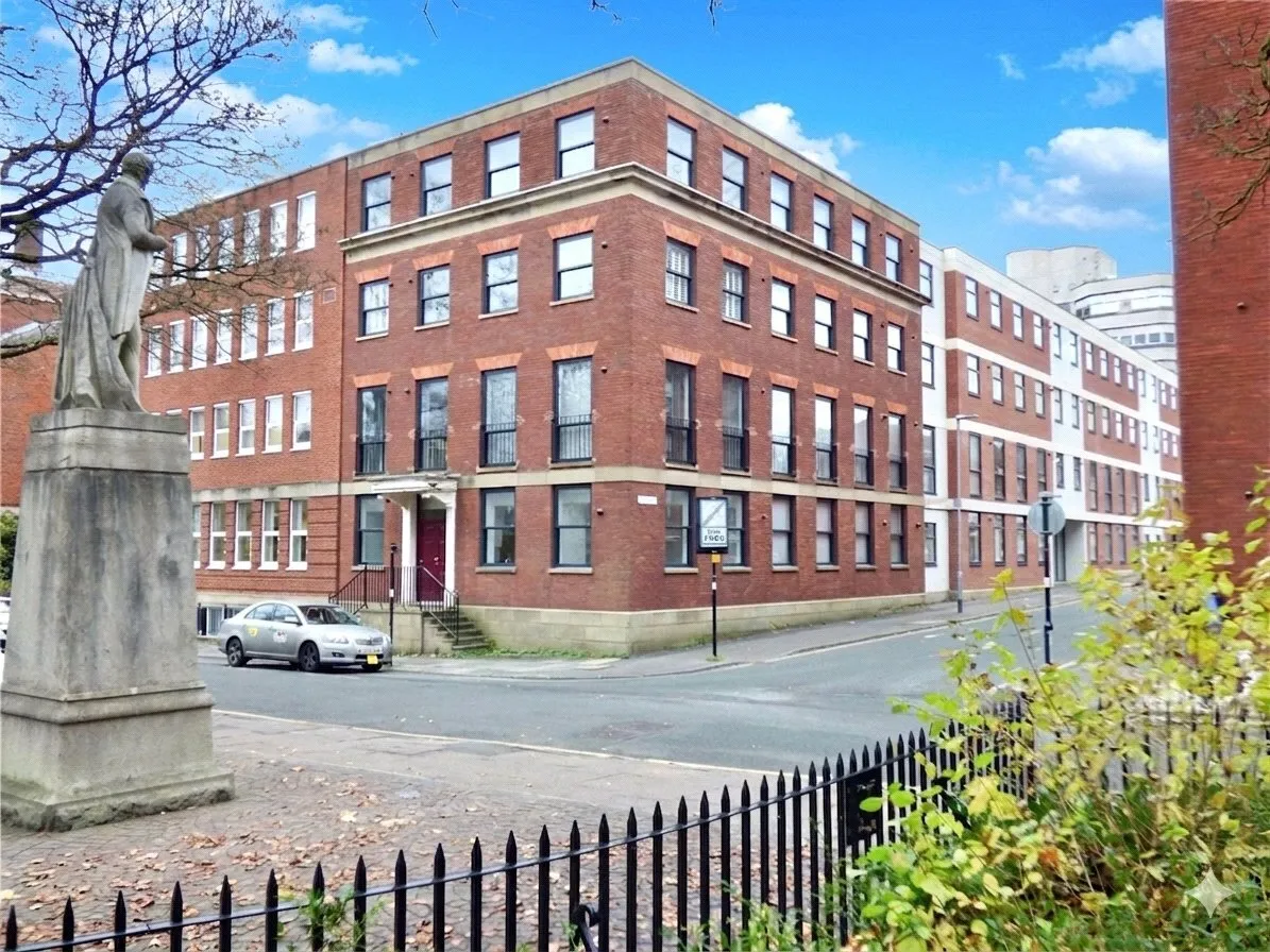 3 bed flat for sale, Cross Street, Preston, PR1