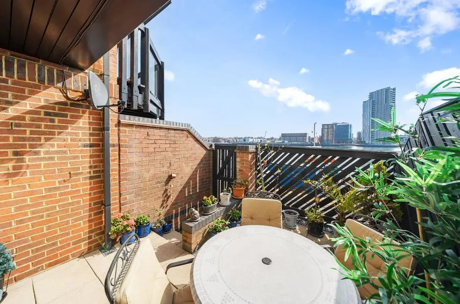 Channel Way, Ocean Village, SO14, photo 17