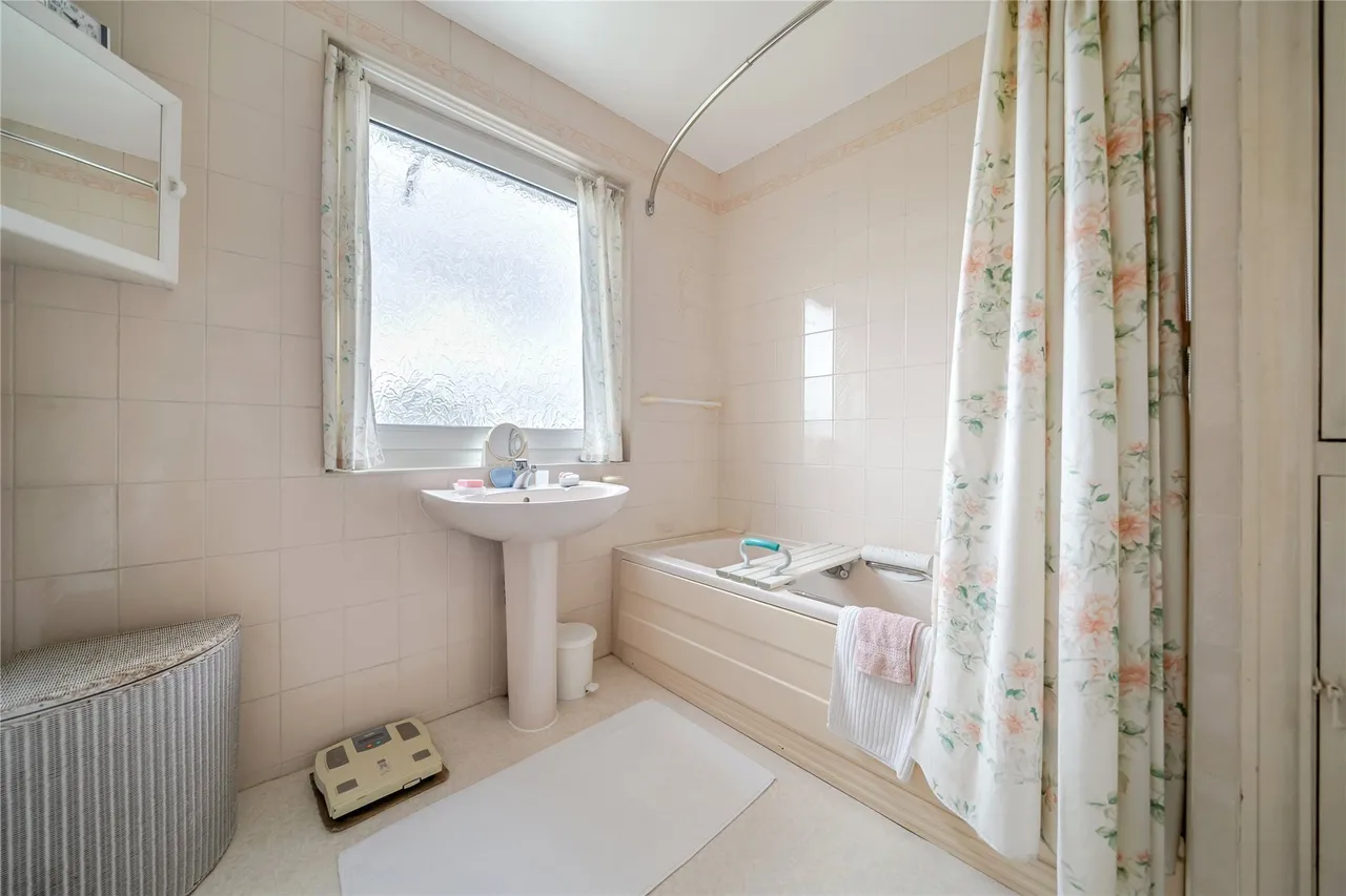 The Ridge, Orpington, BR6, photo 13