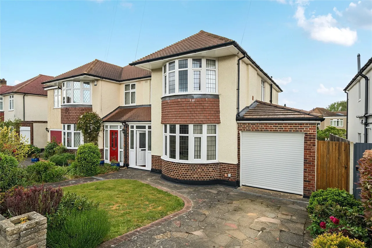 4 bed house for sale — The Ridge, Orpington, BR6