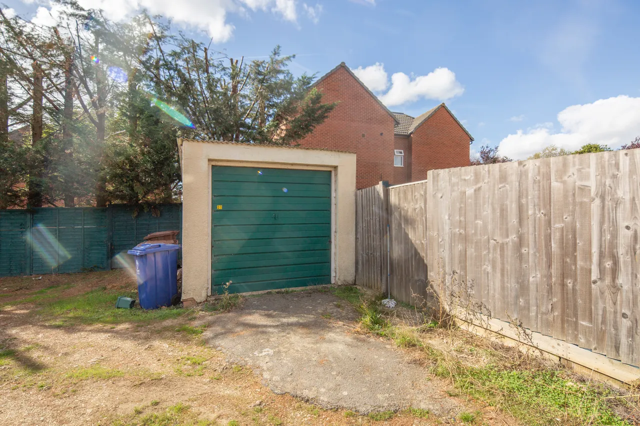 Barry Avenue, Bicester, photo 25