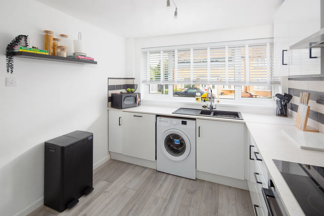 Barry Avenue, Bicester, photo 6