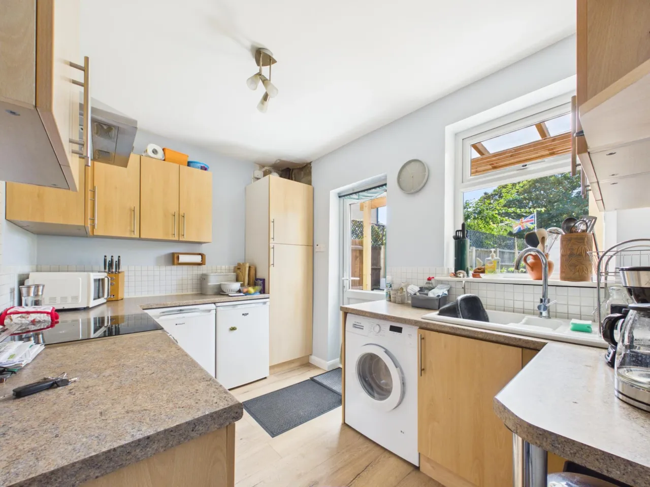 3 bed property for sale, Carlton Road, Lowestoft