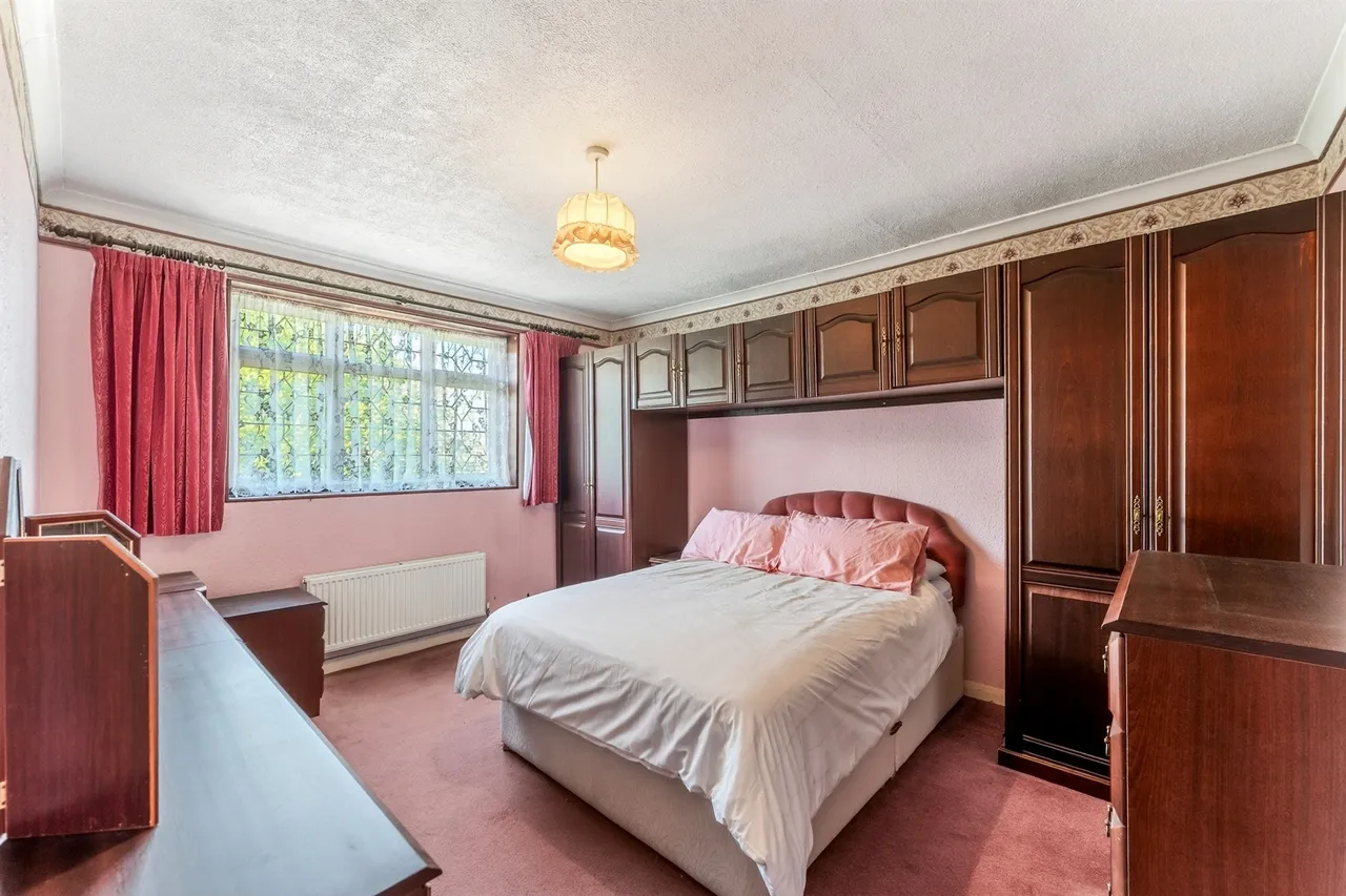 Llanthony Road, Morden, photo 9