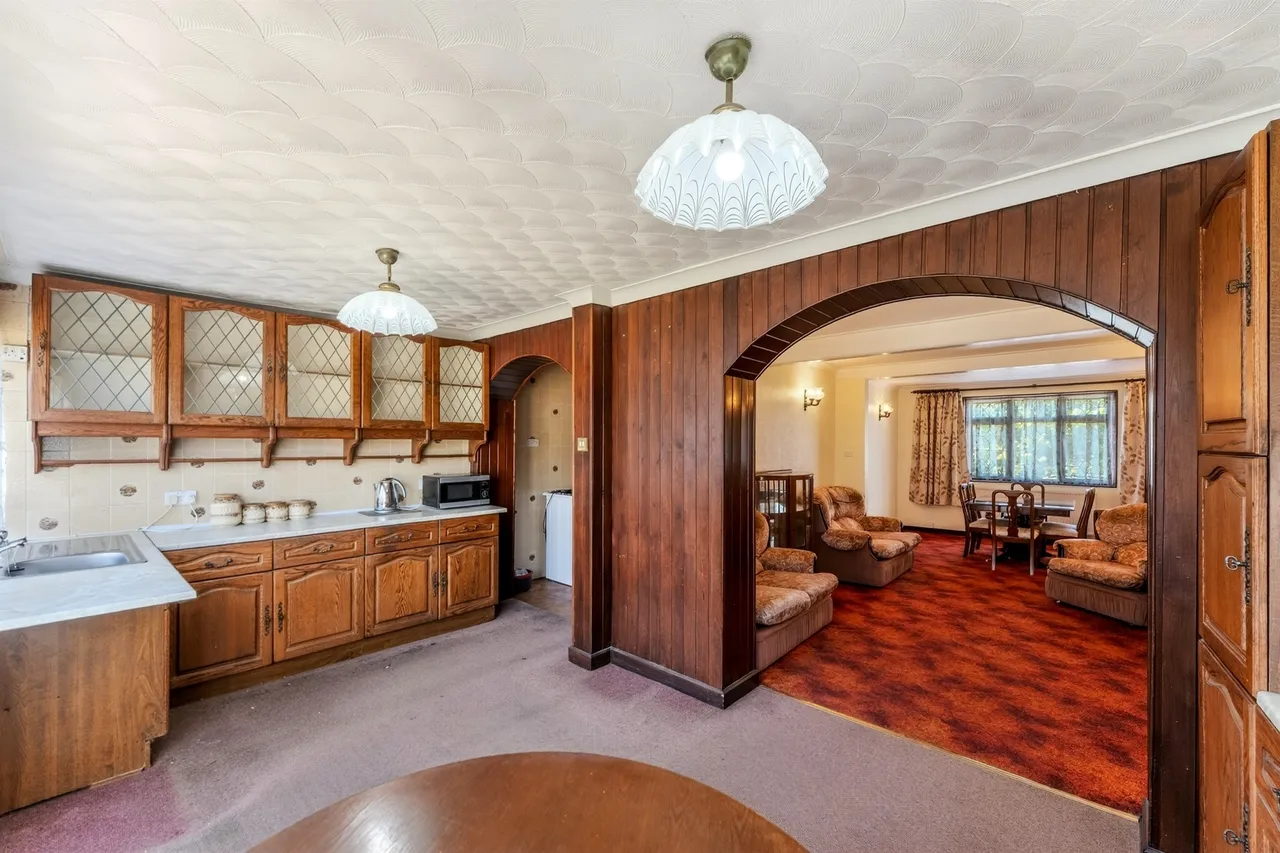 Llanthony Road, Morden, photo 5