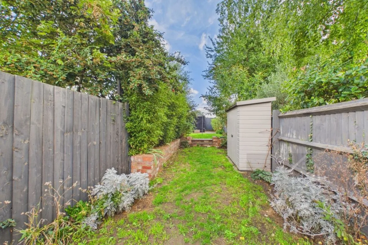 Church Street, Moulton, NN3, photo 9