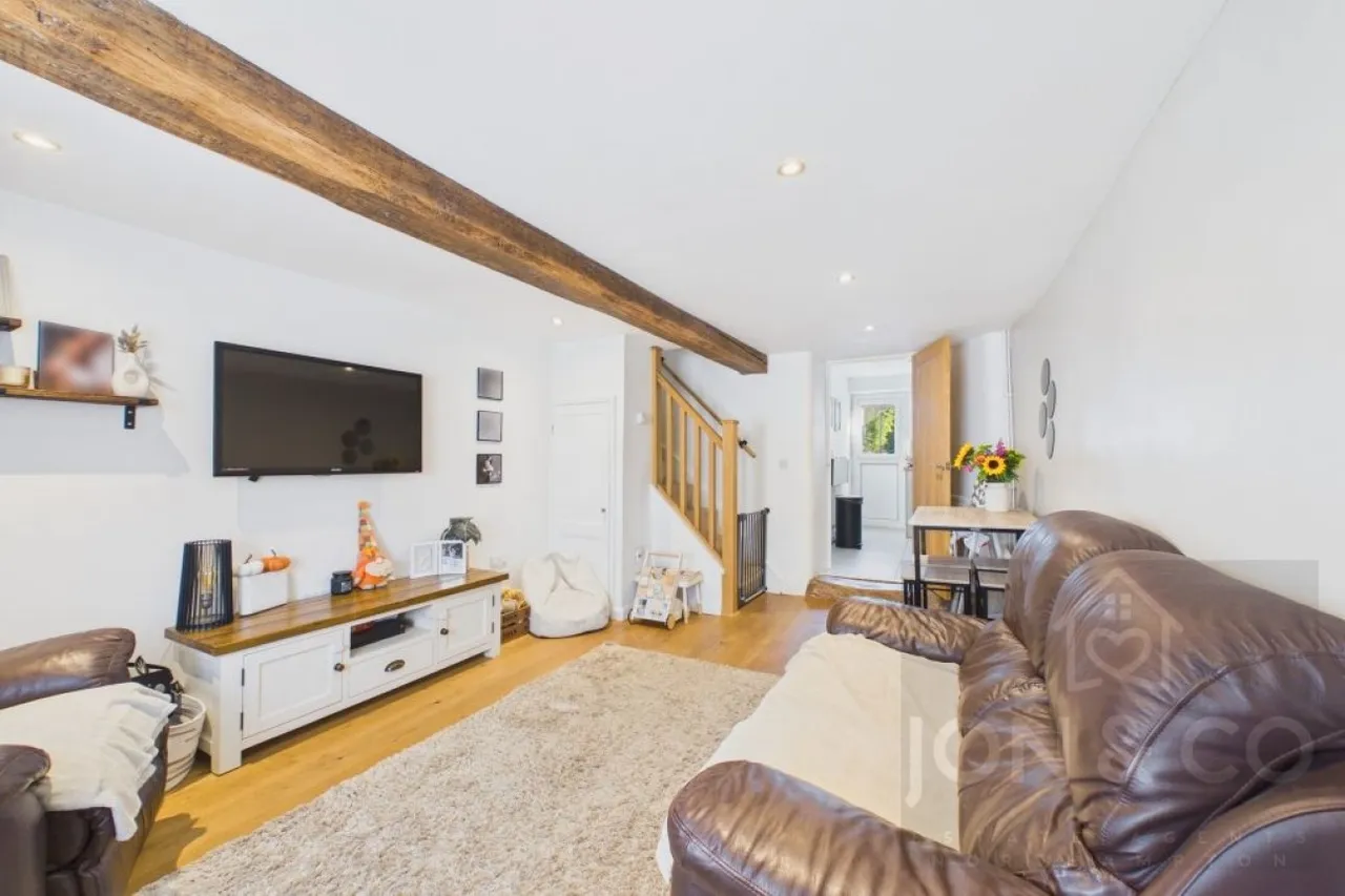 Church Street, Moulton, NN3, photo 3