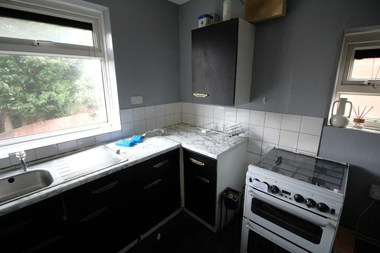 Foxglove Drive, Bury, BL9, photo 4
