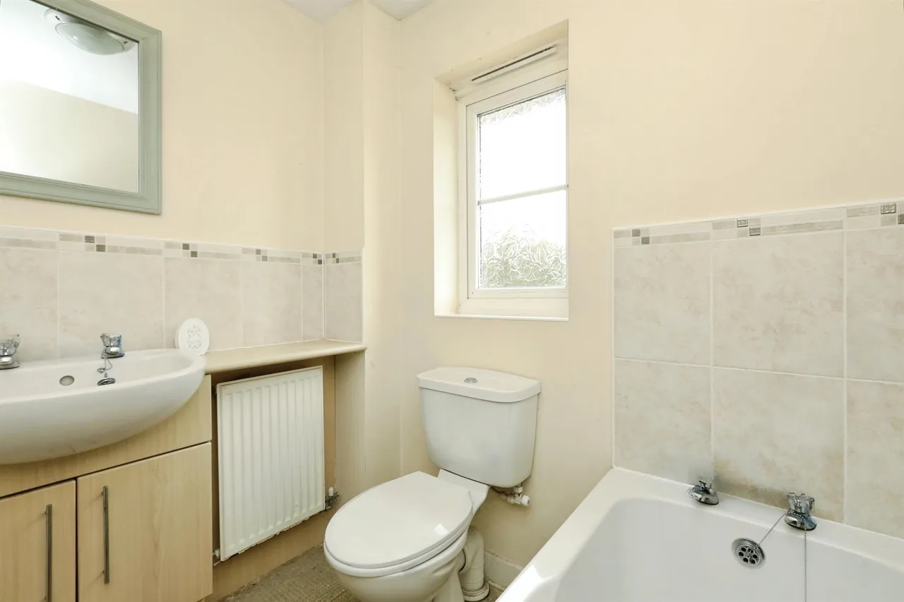 Samian Close, Worksop, photo 7