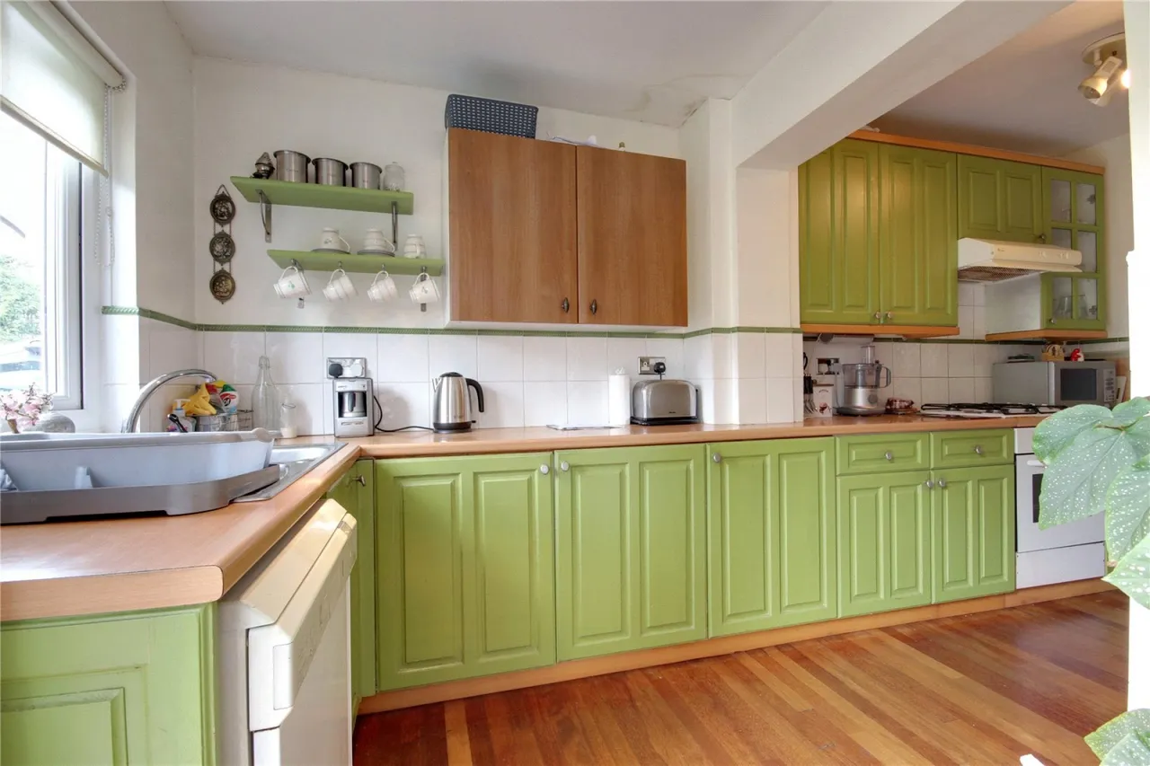 Ferndale Road, Enfield, photo 6