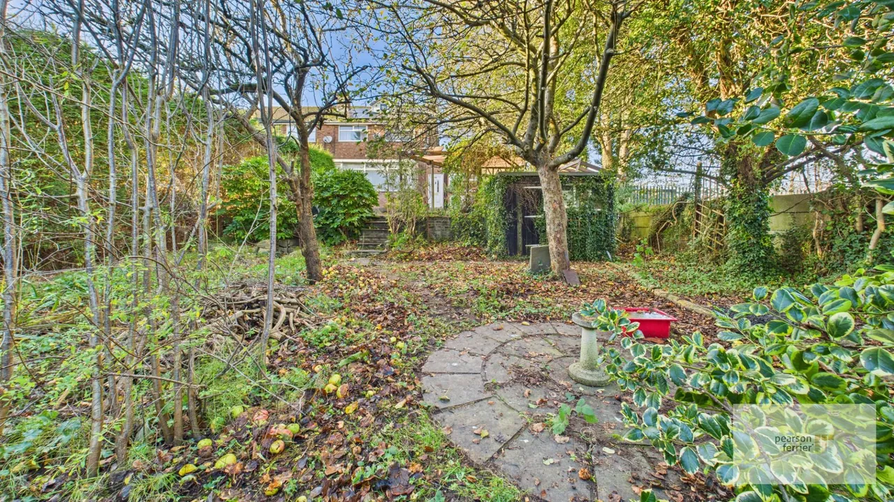 Blackley Close, Bury, BL9 8LY, photo 2