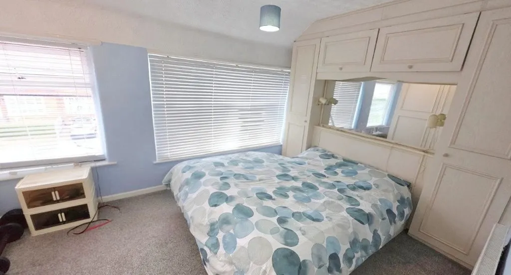 North Road, Audenshaw, M34, photo 16