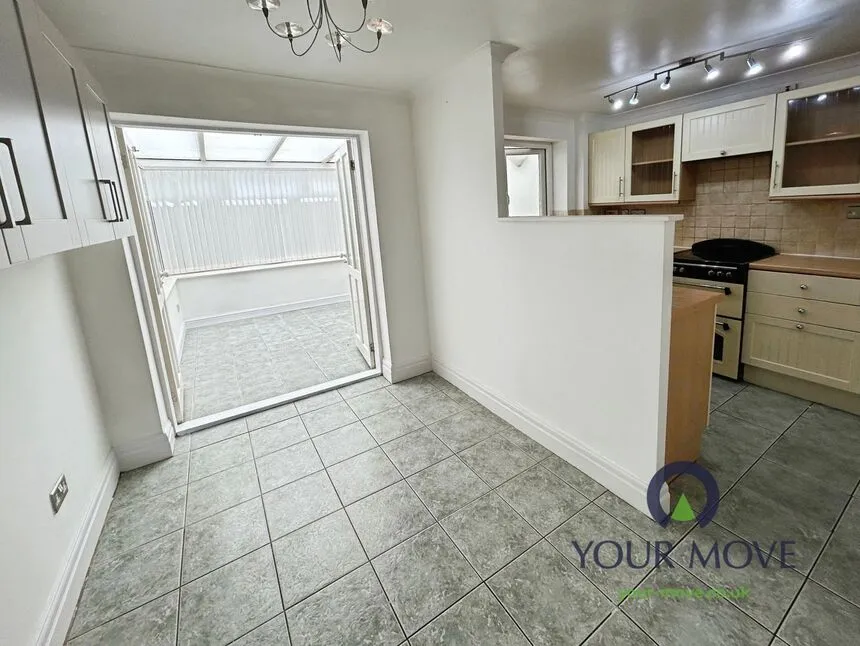 Richard Road, Barnsley, S71, photo 8