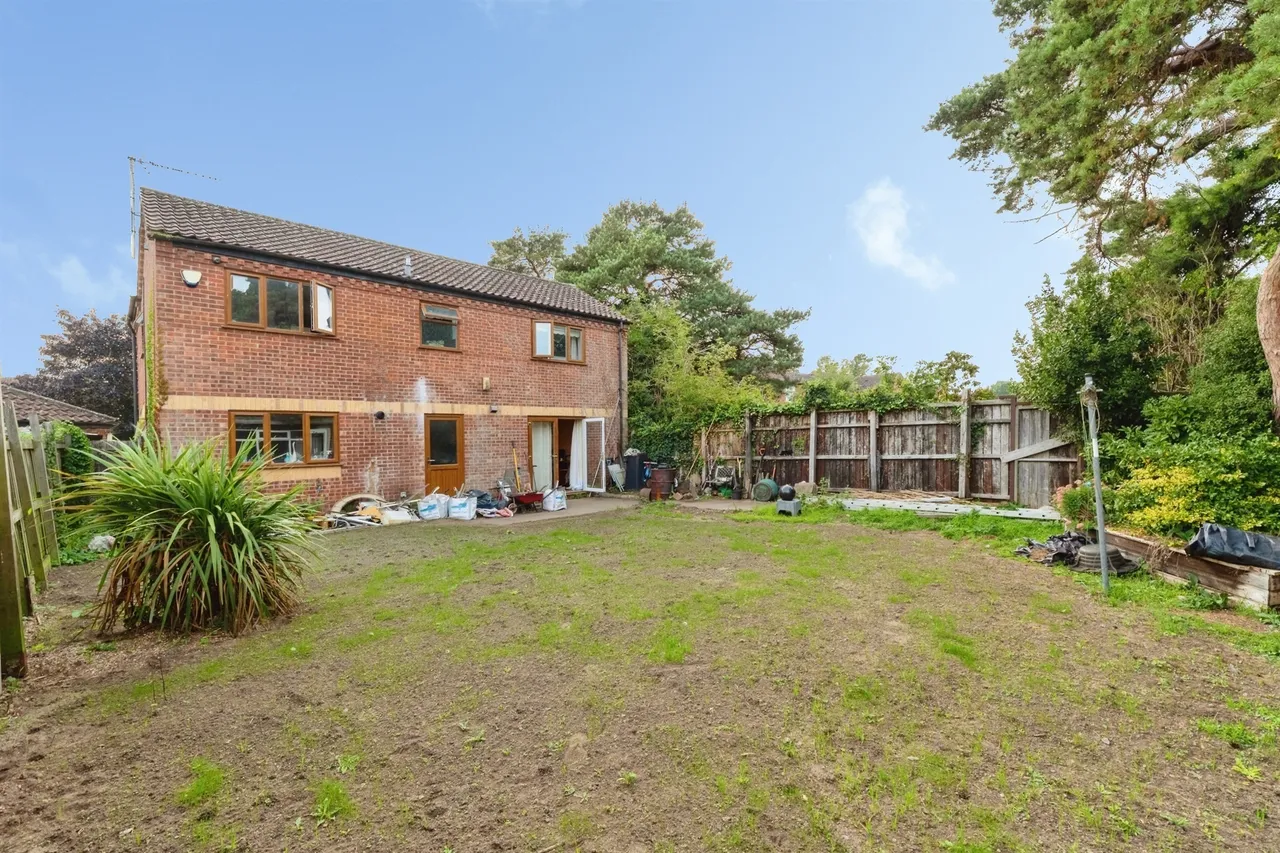 4 bed house for sale, Mallow Road, Thetford, IP24