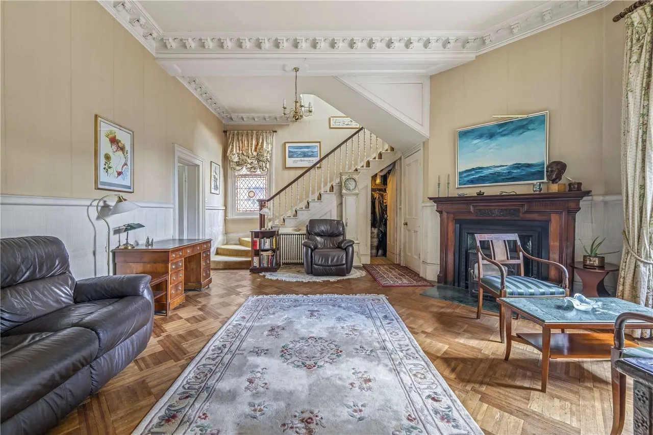 Strawberry Vale, Twickenham, TW1 4SJ, photo 5