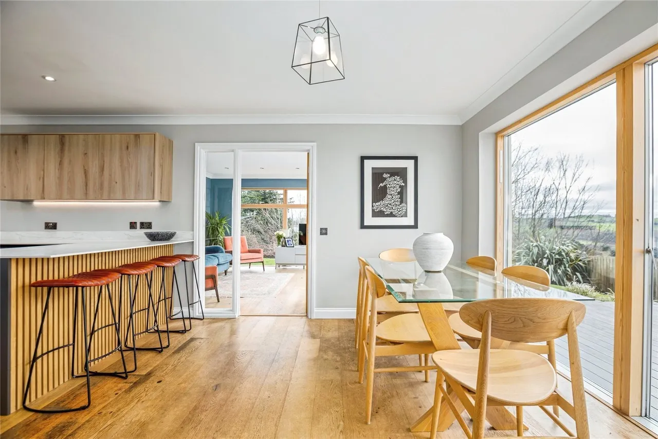 Caer Wylan, Llanbadarn Fawr, SY23, photo 11