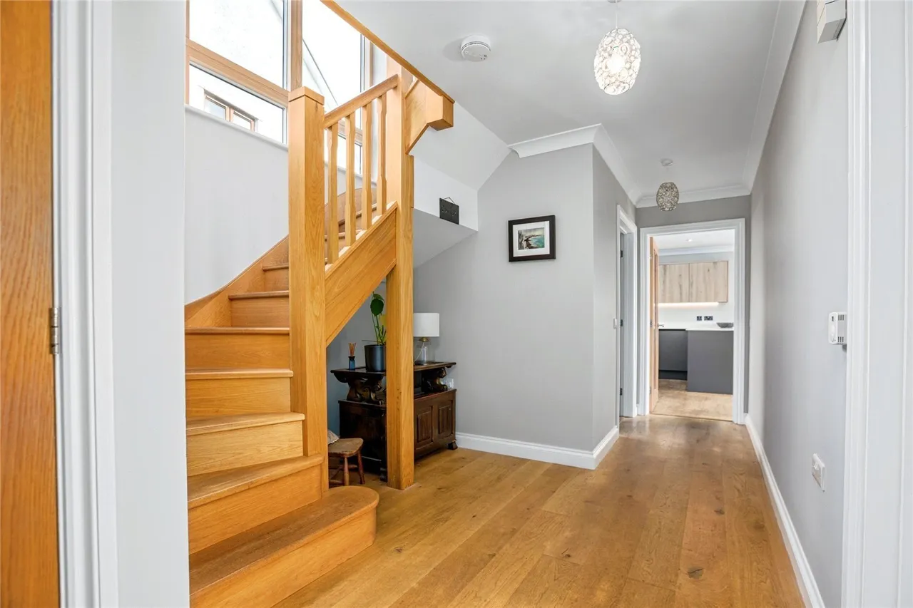 Caer Wylan, Llanbadarn Fawr, SY23, photo 8