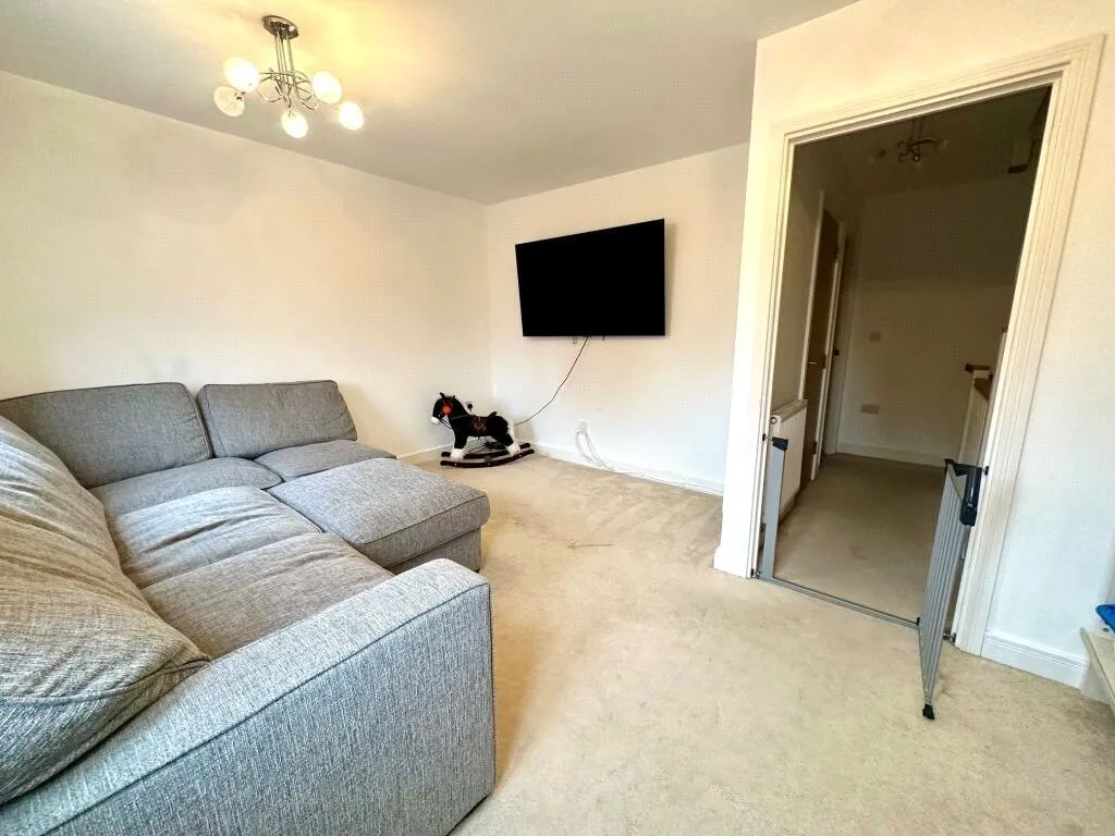 Alnwick Way, Great Denham, Bedford, Bedfordshire, MK40, photo 11