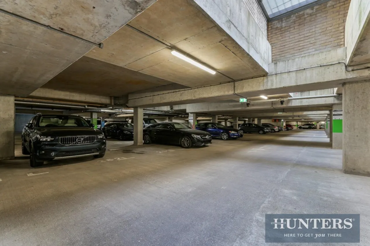 Town Meadow, Brentford, TW8, photo 11