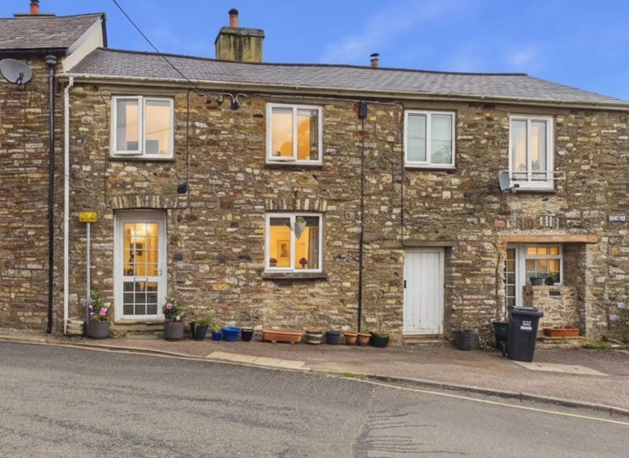 3 bed house for sale, High Street, Bampton, EX16