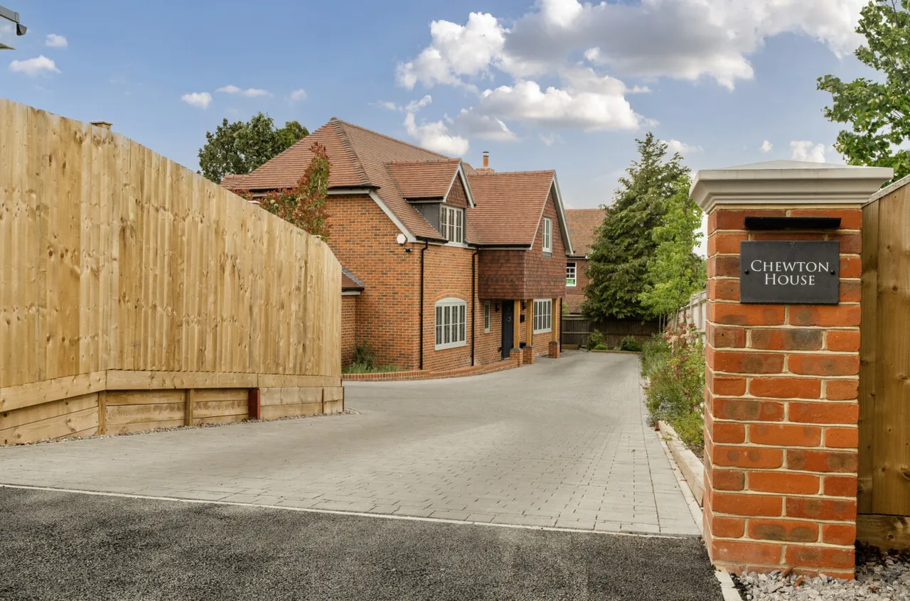 Mortimer Close, Headbourne Worthy, SO23, photo 4