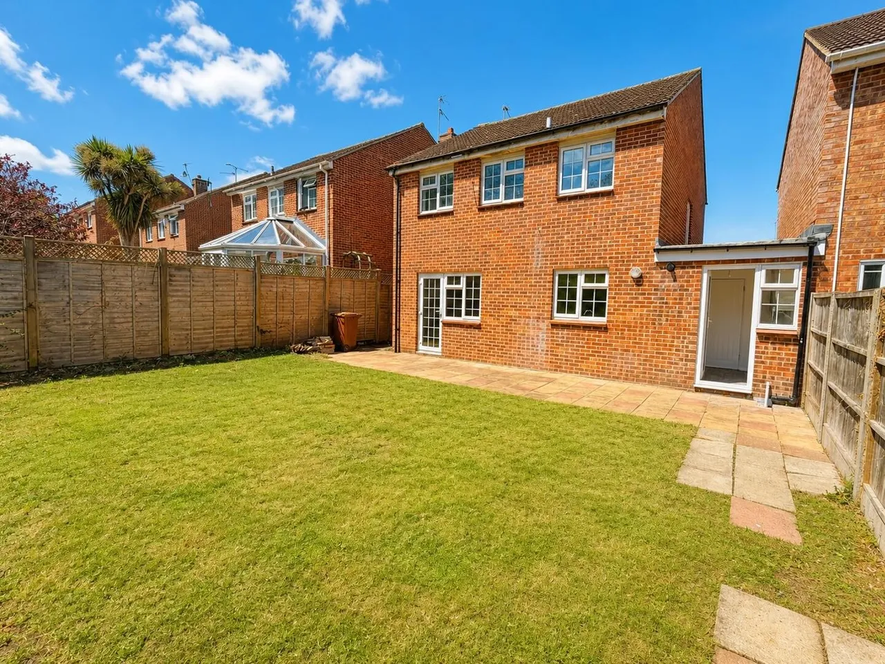 Cowdrey Close, Rochester, photo 19