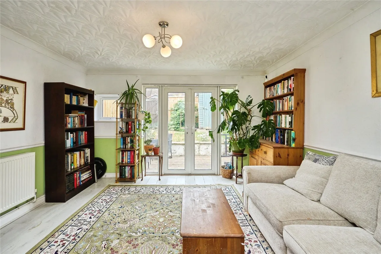 Hillrise Avenue, Ryde, PO33, photo 3