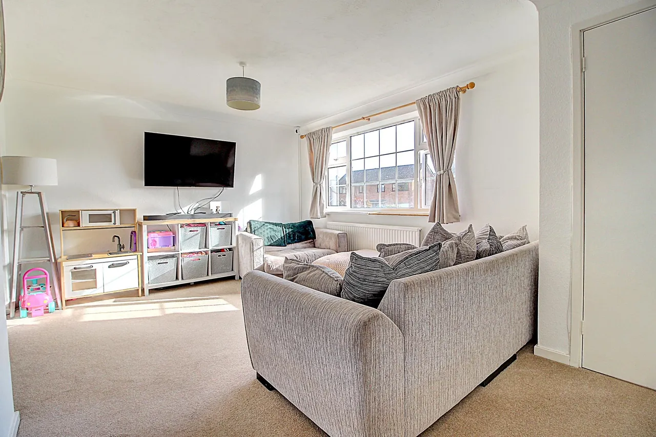Kestrel Road, Basingstoke, RG22, photo 7