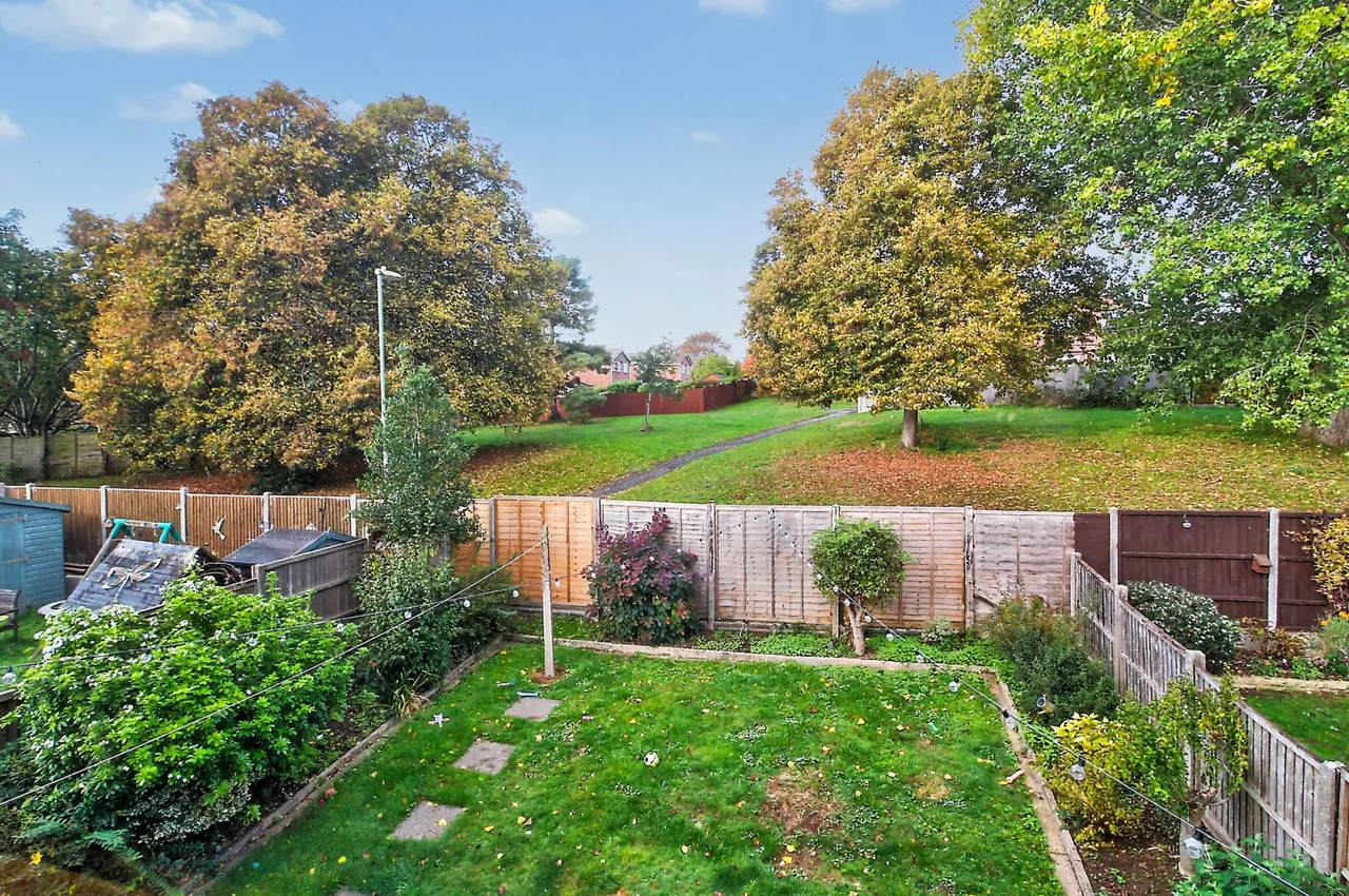 Kestrel Road, Basingstoke, RG22, photo 16