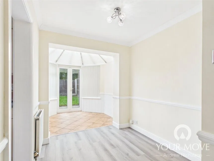 Falcon Drive, Crewe, Cheshire, CW1, photo 3