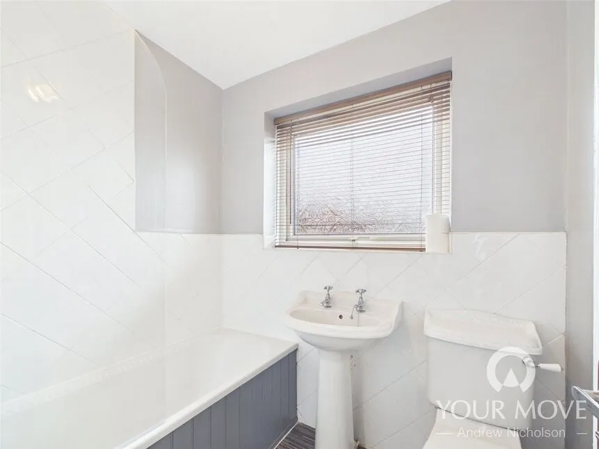 Falcon Drive, Crewe, Cheshire, CW1, photo 10