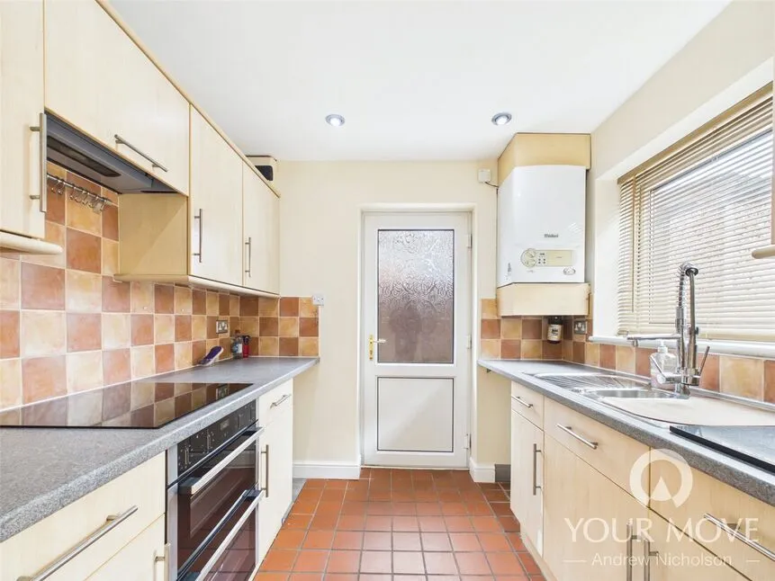 Falcon Drive, Crewe, Cheshire, CW1, photo 4