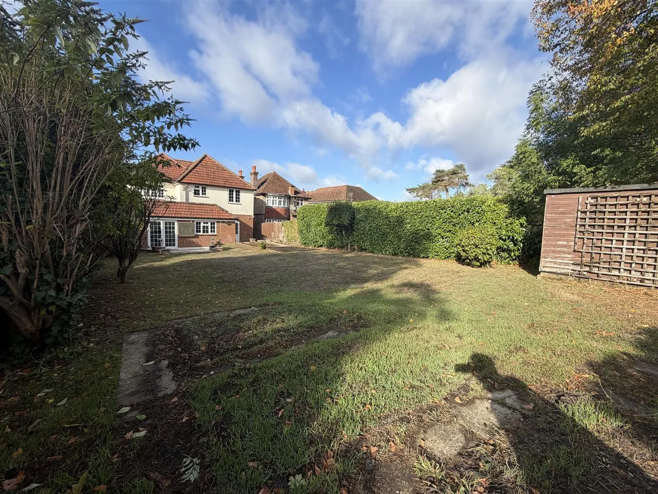 Vine Lane, Uxbridge, photo 16
