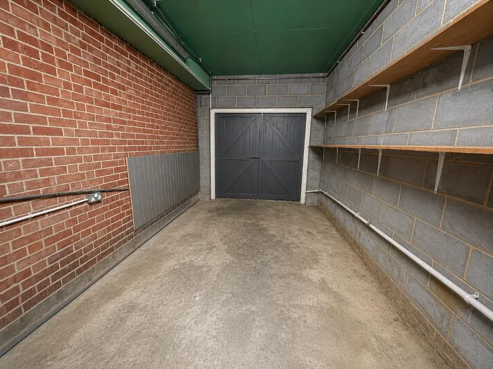 Vine Lane, Uxbridge, photo 22