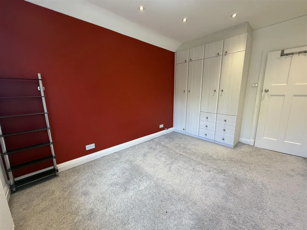 Vine Lane, Uxbridge, photo 12