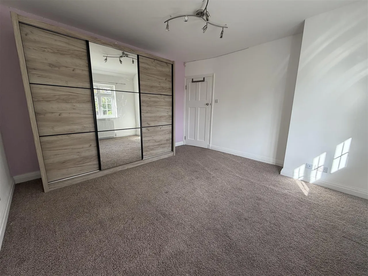 Vine Lane, Uxbridge, photo 10