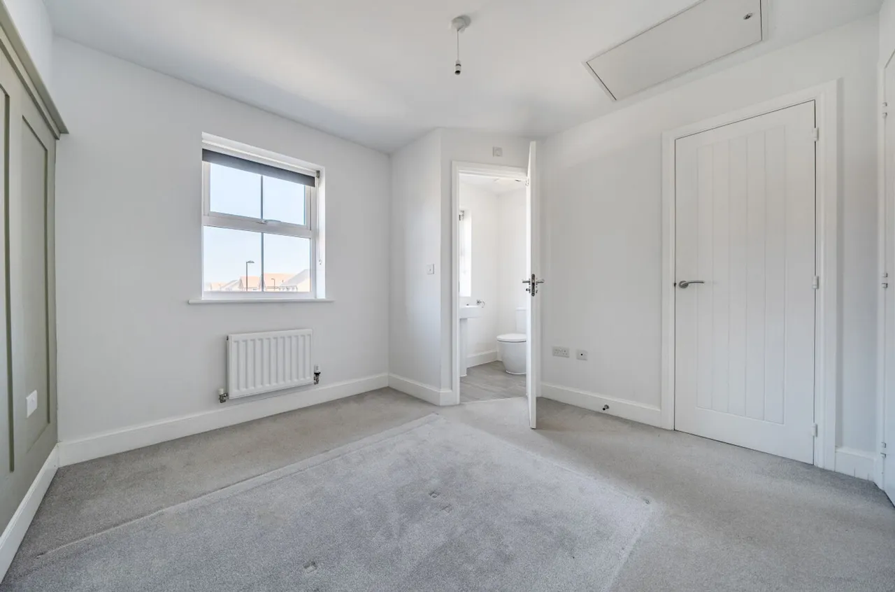 Maple Drive, Bracklesham Bay, PO20, photo 16