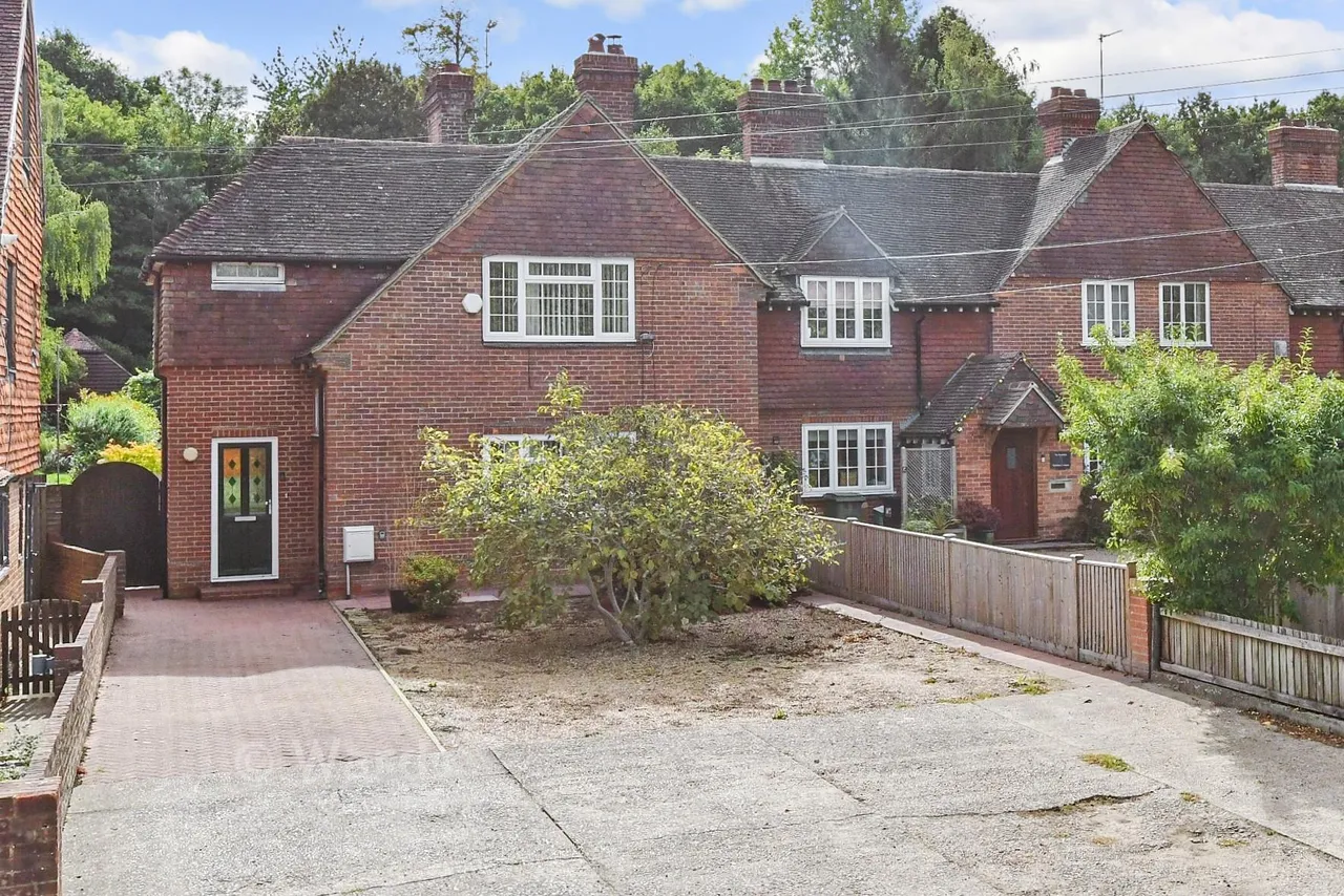 3 bed house for sale, Heath Road, Boughton Monchelsea, ME17