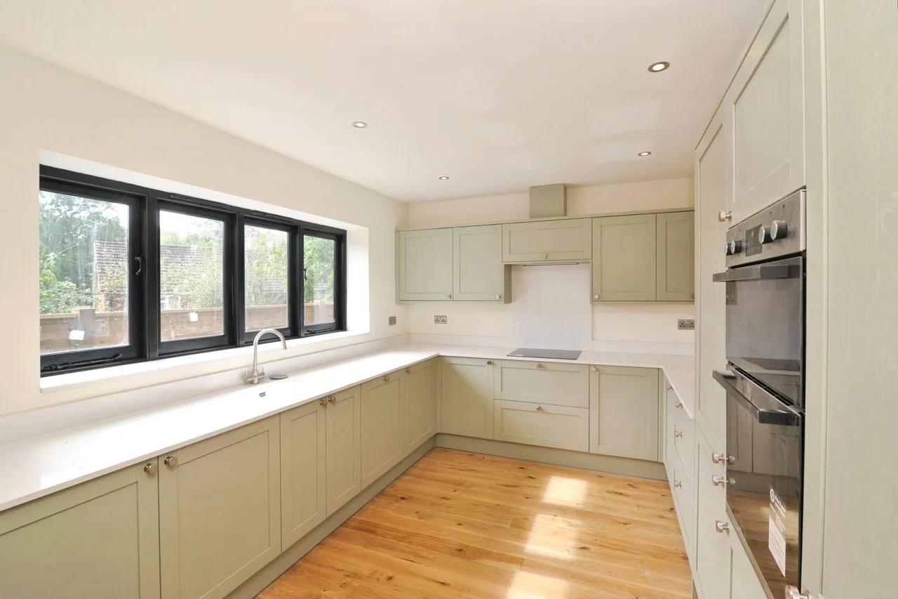 Highgate Hill, Hawkhurst, TN18, photo 3