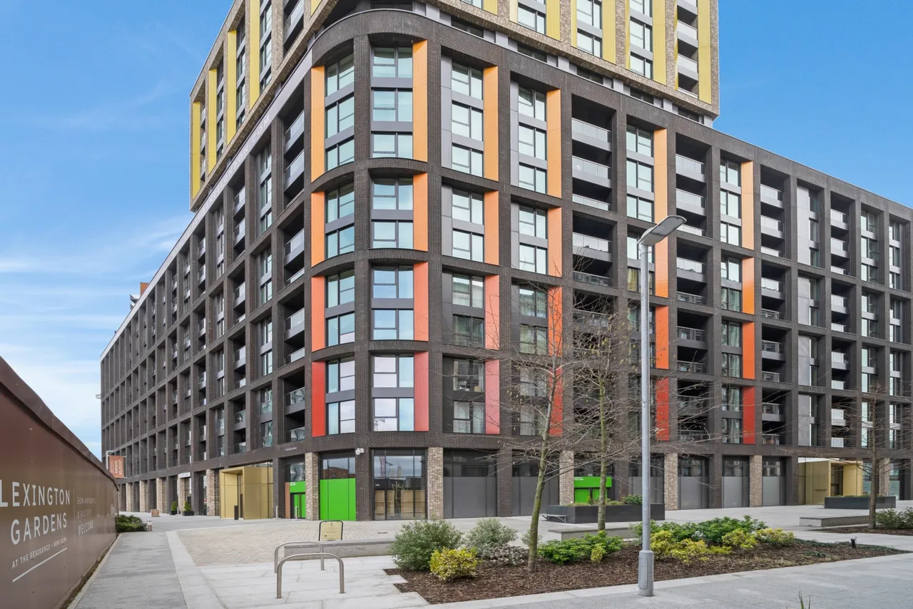 The Residence, Charles Clowes Walk, Nine Elms, London, SW11, photo 8