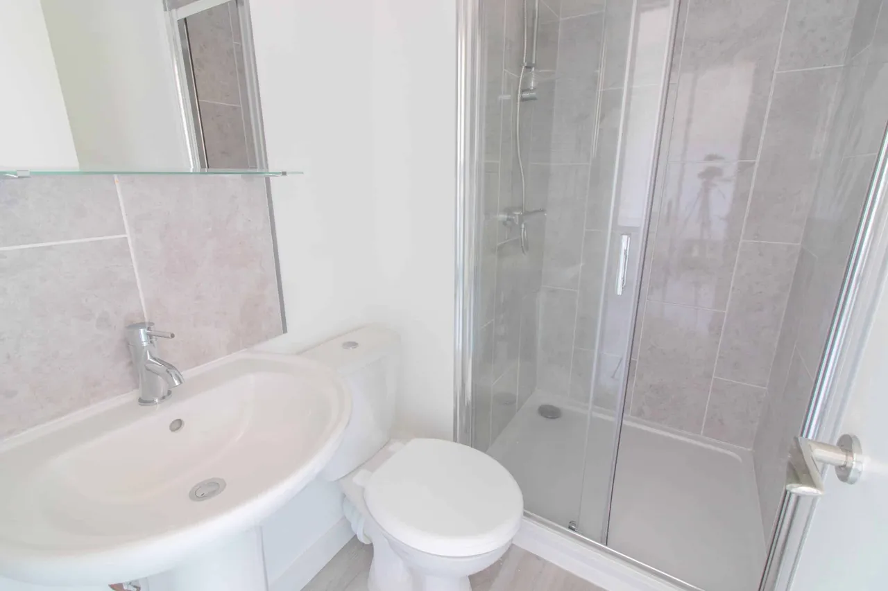 Blackhorse Close, Windsor, SL4, photo 3