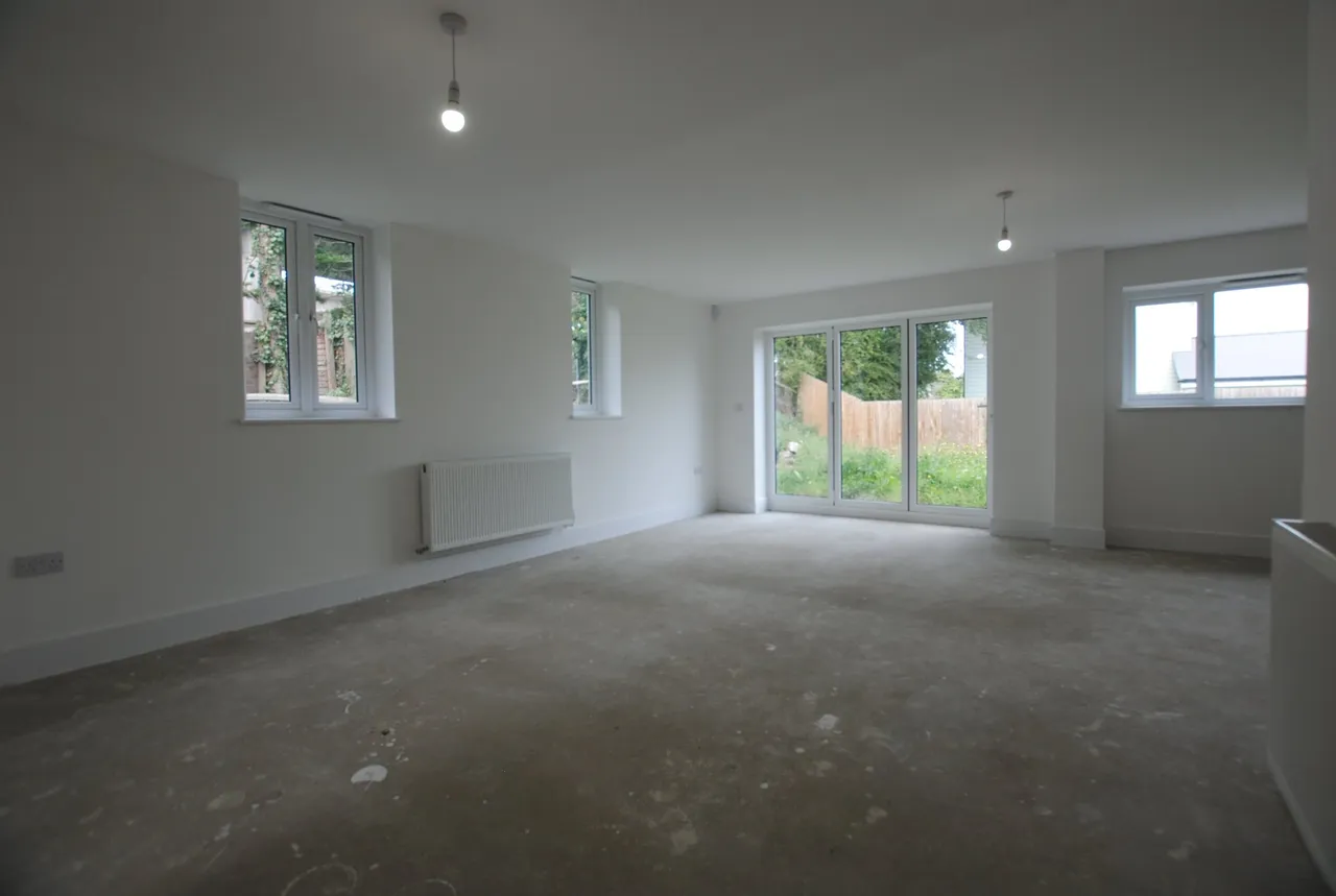 Safety Bay Close, Rochester, Kent, Kent, ME1 3FA, photo 2