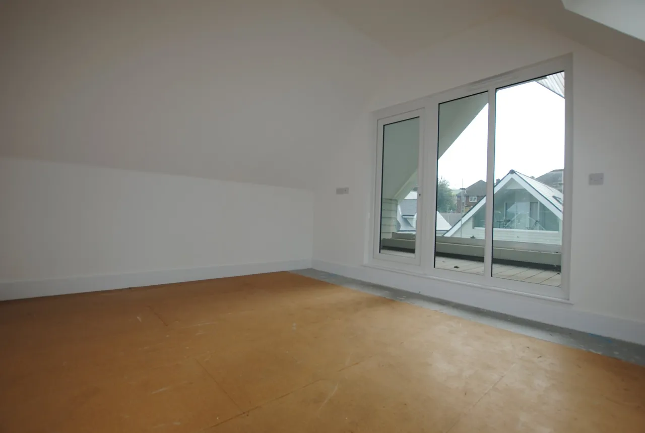 Safety Bay Close, Rochester, Kent, Kent, ME1 3FA, photo 5