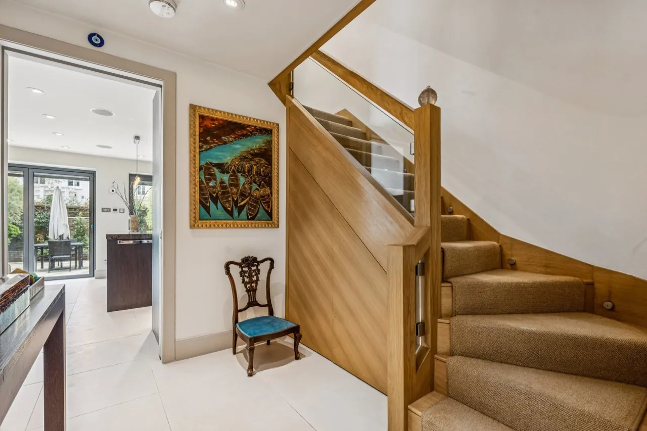 Strangways Terrace, Holland Park, W14, photo 8