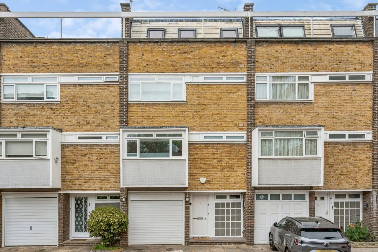 4 bed house for sale, Strangways Terrace, Holland Park, W14